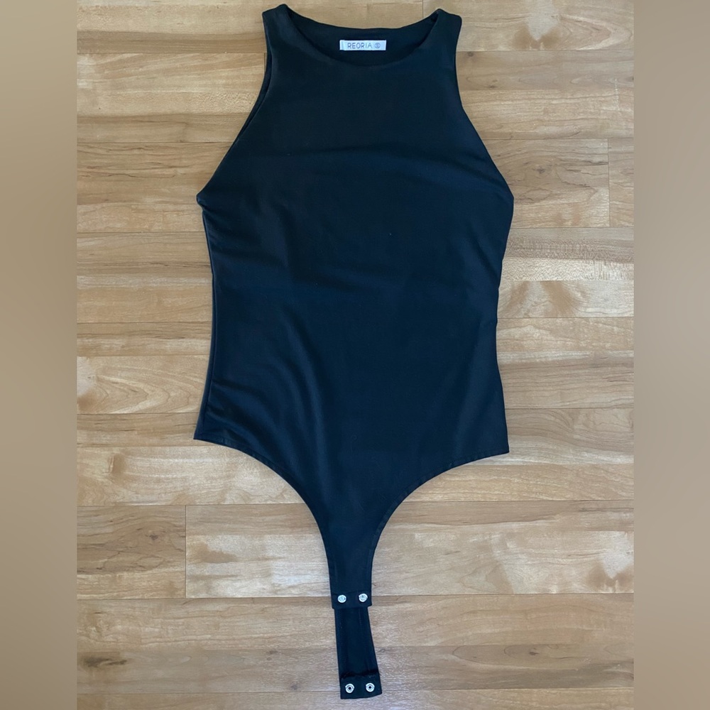 REORIA Women’s Sexy Sleeveless Racer Back Halter Neck Bodysuit Tank Tops